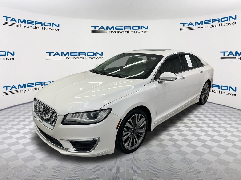 Used 2017 Lincoln MKZ Reserve FWD image 1