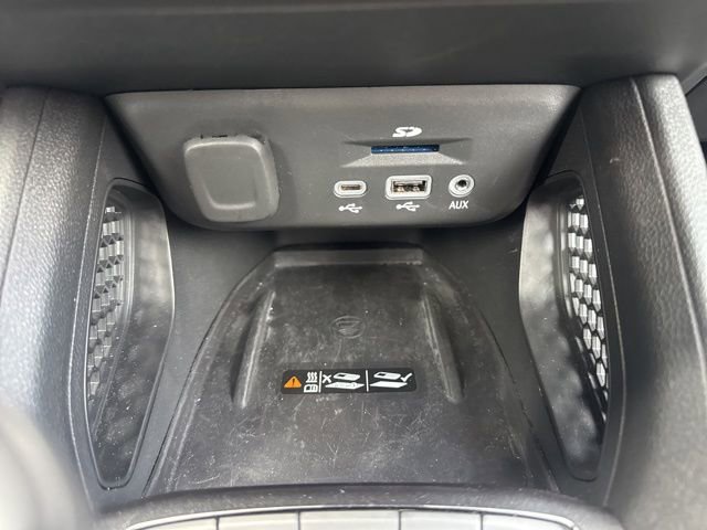 Used 2023 Chevrolet TrailBlazer RS w/ Sun and Liftgate Package image 35