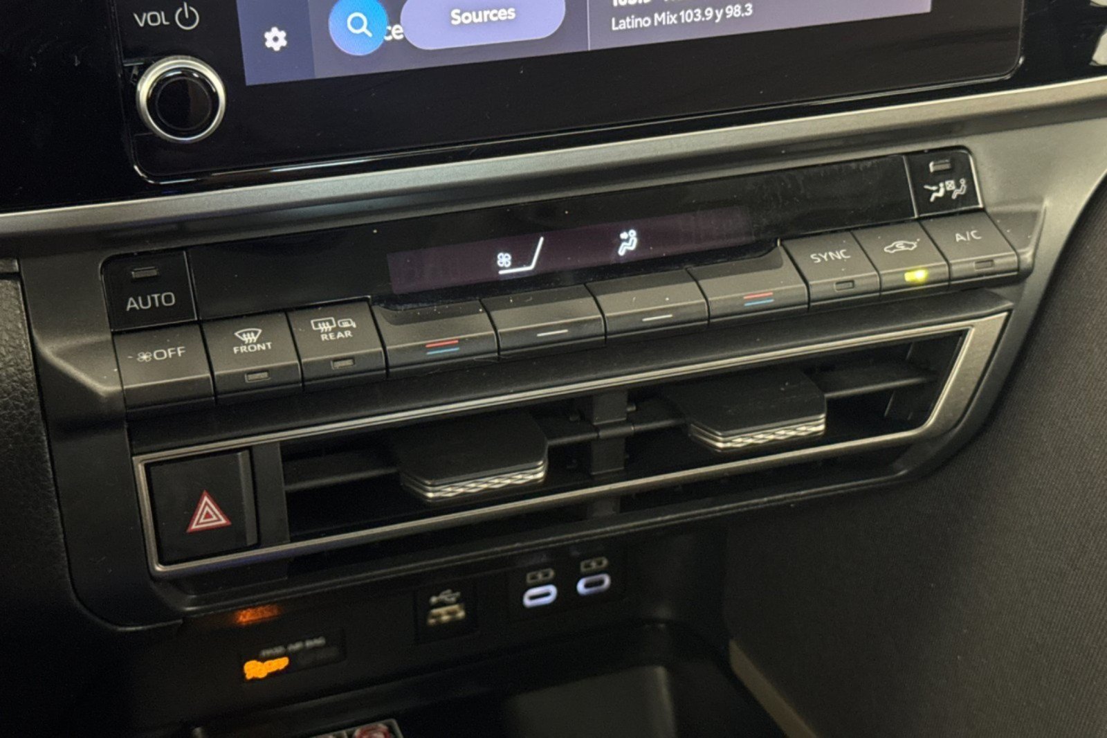 Certified 2025 Toyota Camry LE FWD image 18