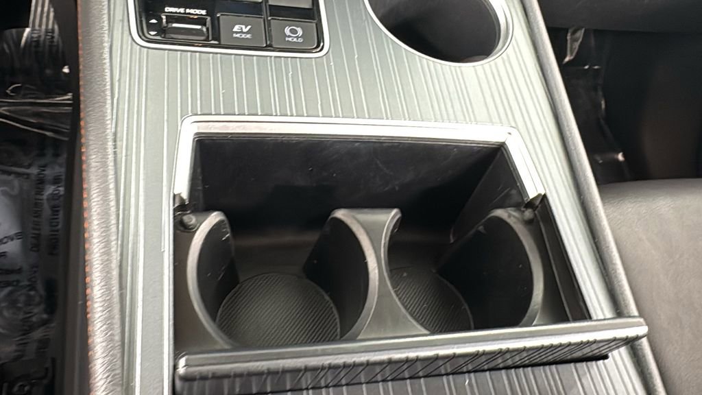 Used 2023 Toyota Sienna XSE image 35