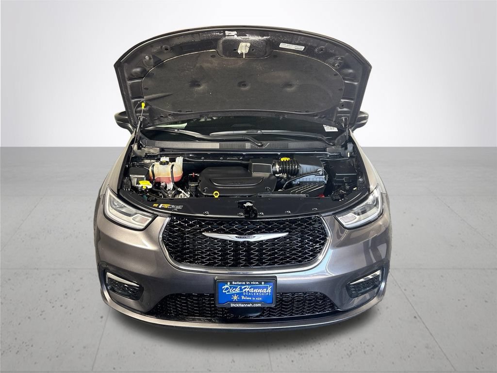 Certified 2023 Chrysler Pacifica Touring-L FWD image 21