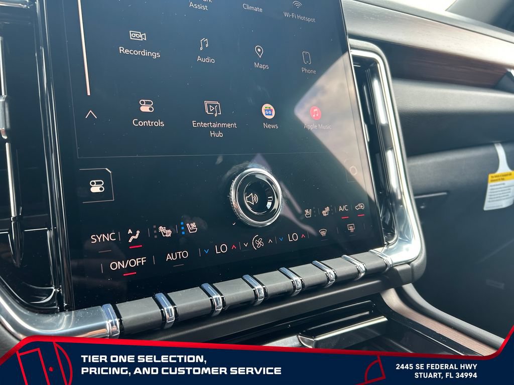 New 2026 GMC Yukon XL Denali w/ Denali Reserve Package AWD/4WD image 30