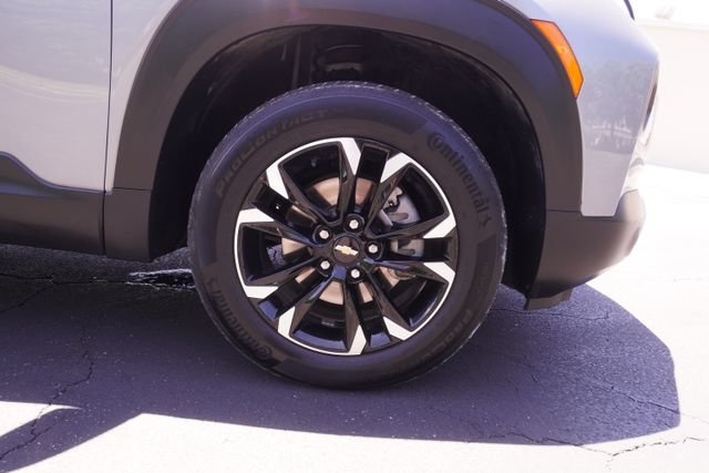 Used 2023 Chevrolet TrailBlazer LT w/ Convenience Package AWD/4WD image 35
