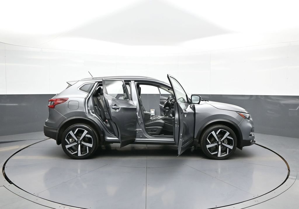 Used 2021 Nissan Rogue Sport SL w/ Premium Package AWD/4WD image 40