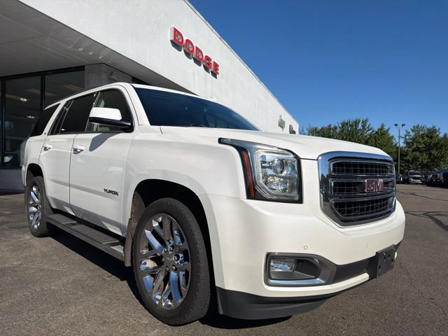 Used 2019 GMC Yukon SLT w/ HD Trailering Package AWD/4WD image 3
