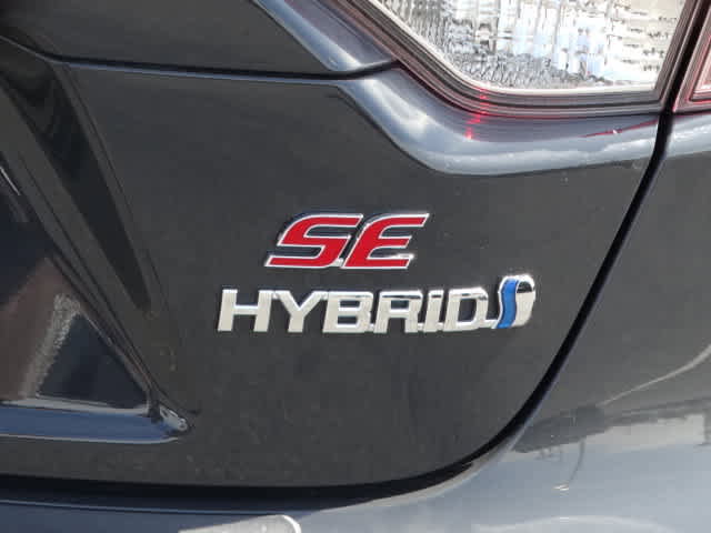 Used 2024 Toyota Corolla SE image 11