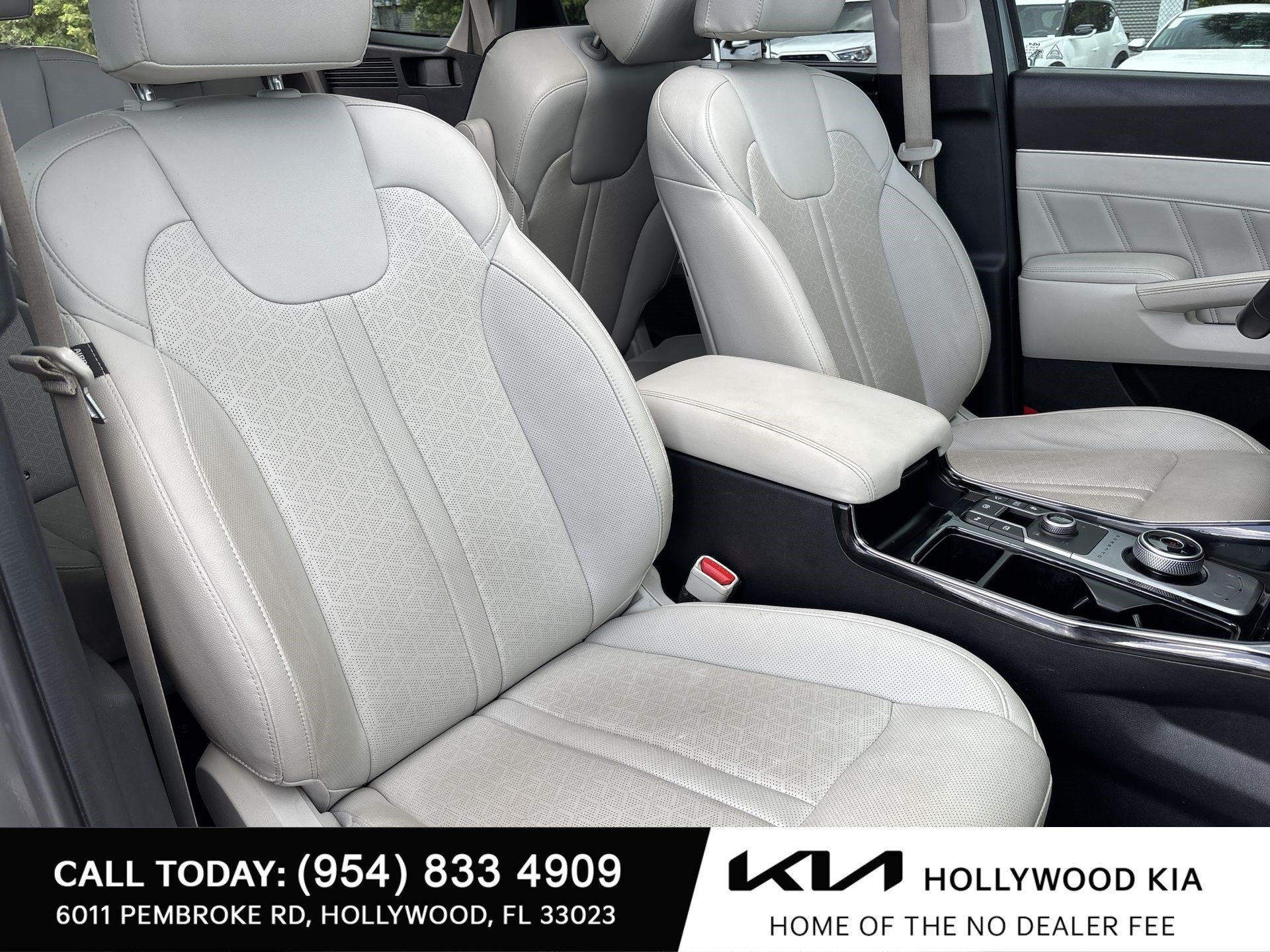 Used 2023 Kia Sorento SX Prestige w/ Panoramic Sunroof Package AWD/4WD image 27