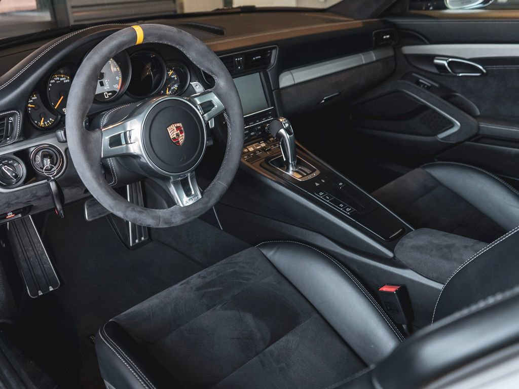 Used 2015 Porsche 911 GT3 image 4