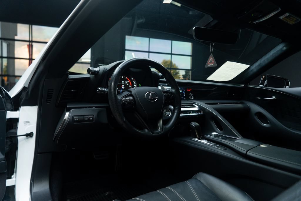 Used 2018 Lexus LC 500 Coupe w/ Touring Package RWD image 26