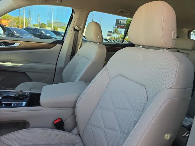 New 2026 Volkswagen Atlas SE image 15