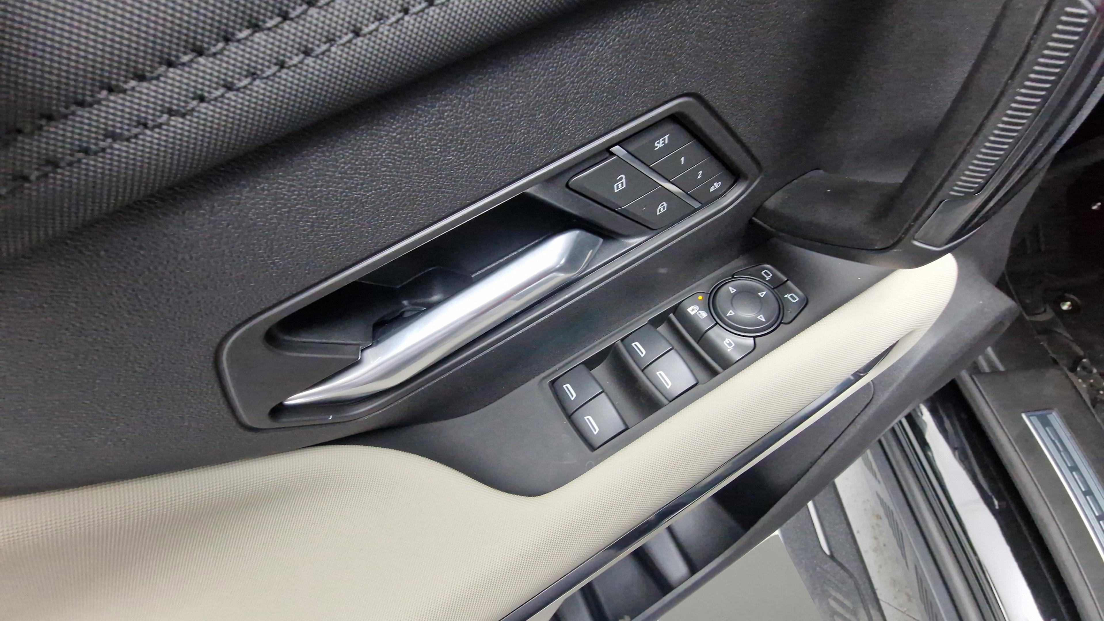 New 2026 GMC Hummer EV SUV image 16