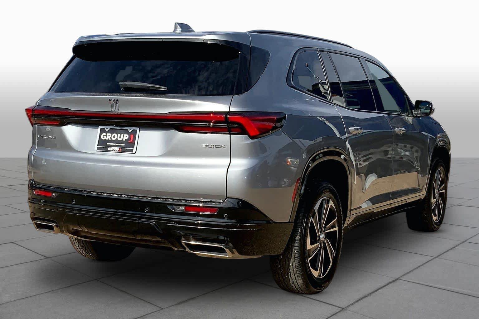 Used 2025 Buick Enclave Sport Touring FWD image 13