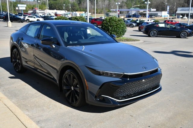 New 2026 Toyota Crown Nightshade image 7