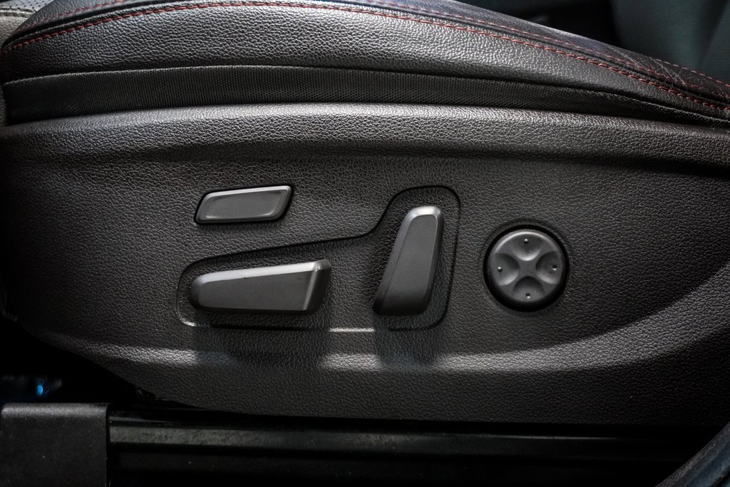 Used 2020 Hyundai Santa Fe Limited image 19