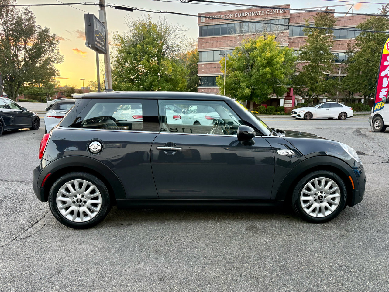 Used 2015 MINI Cooper S image 5