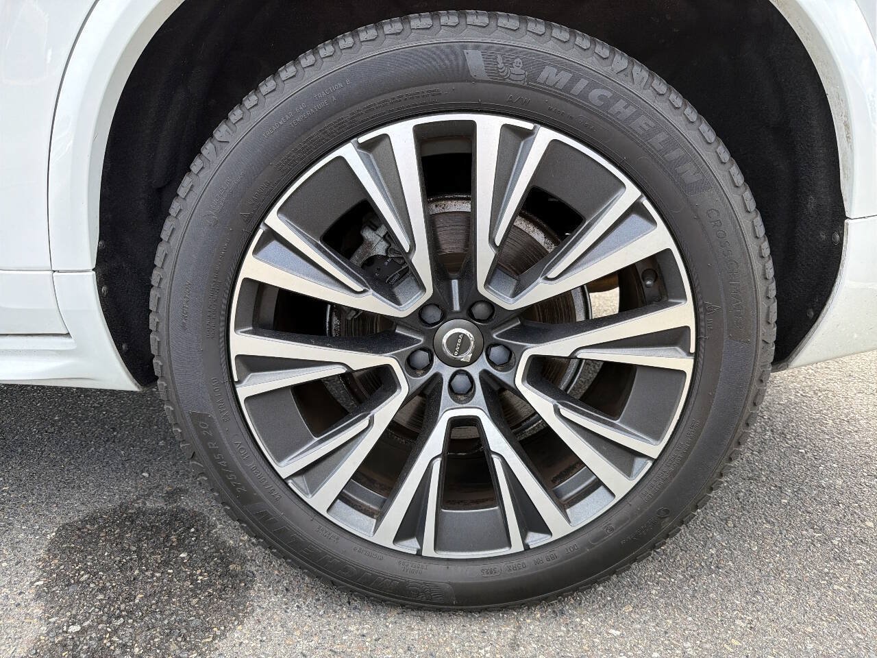 Used 2020 Volvo XC90 T5 Momentum AWD/4WD image 3