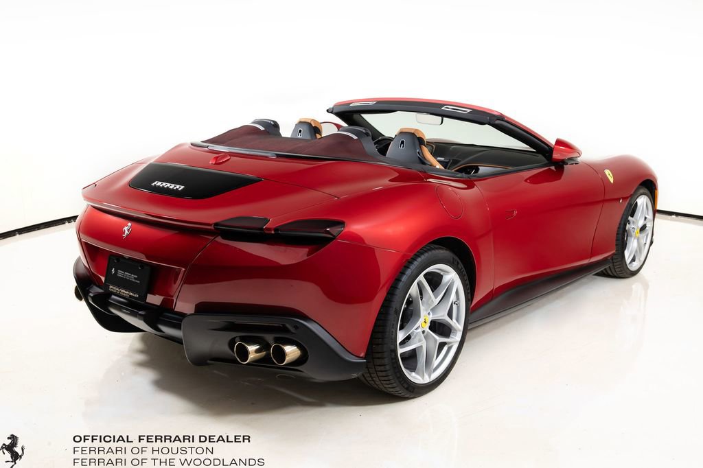 Certified 2025 Ferrari Roma Spider RWD image 7