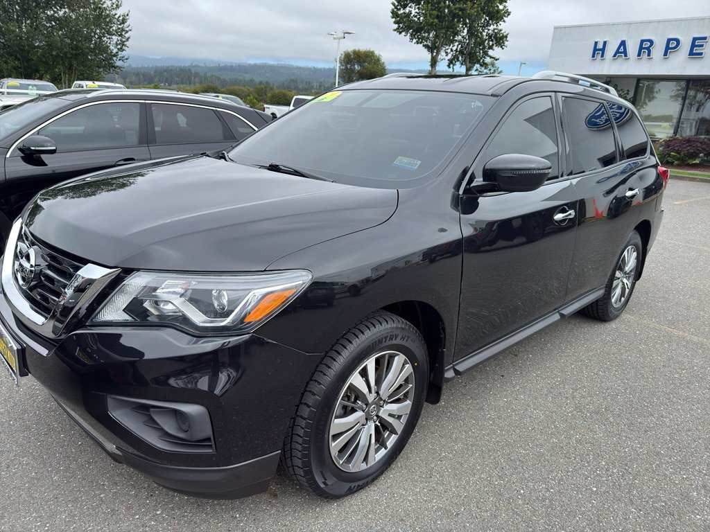 Used 2020 Nissan Pathfinder S AWD/4WD image 22