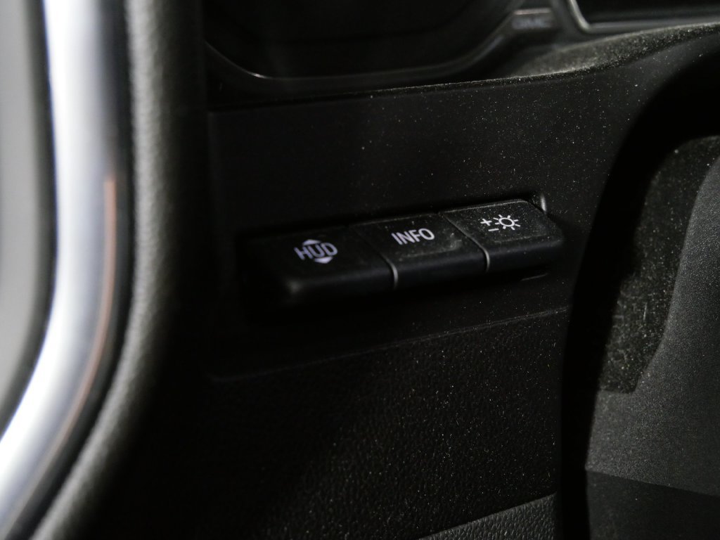 Used 2020 GMC Sierra 1500 AT4 w/ AT4 Premium Package AWD/4WD image 19