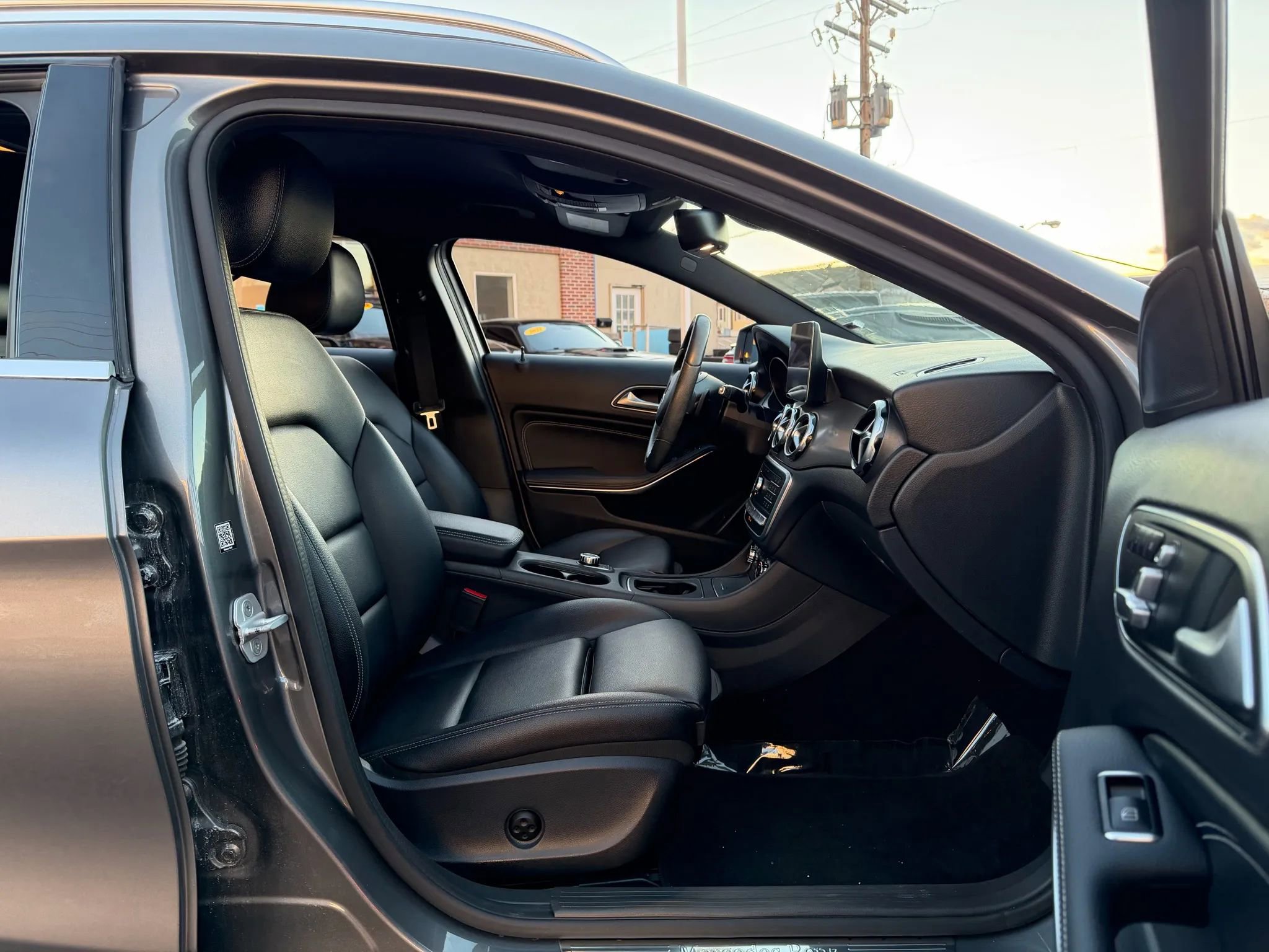 Used 2018 Mercedes-Benz GLA 250 4MATIC image 18