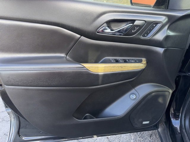 Used 2018 GMC Acadia Denali w/ Technology Package image 14