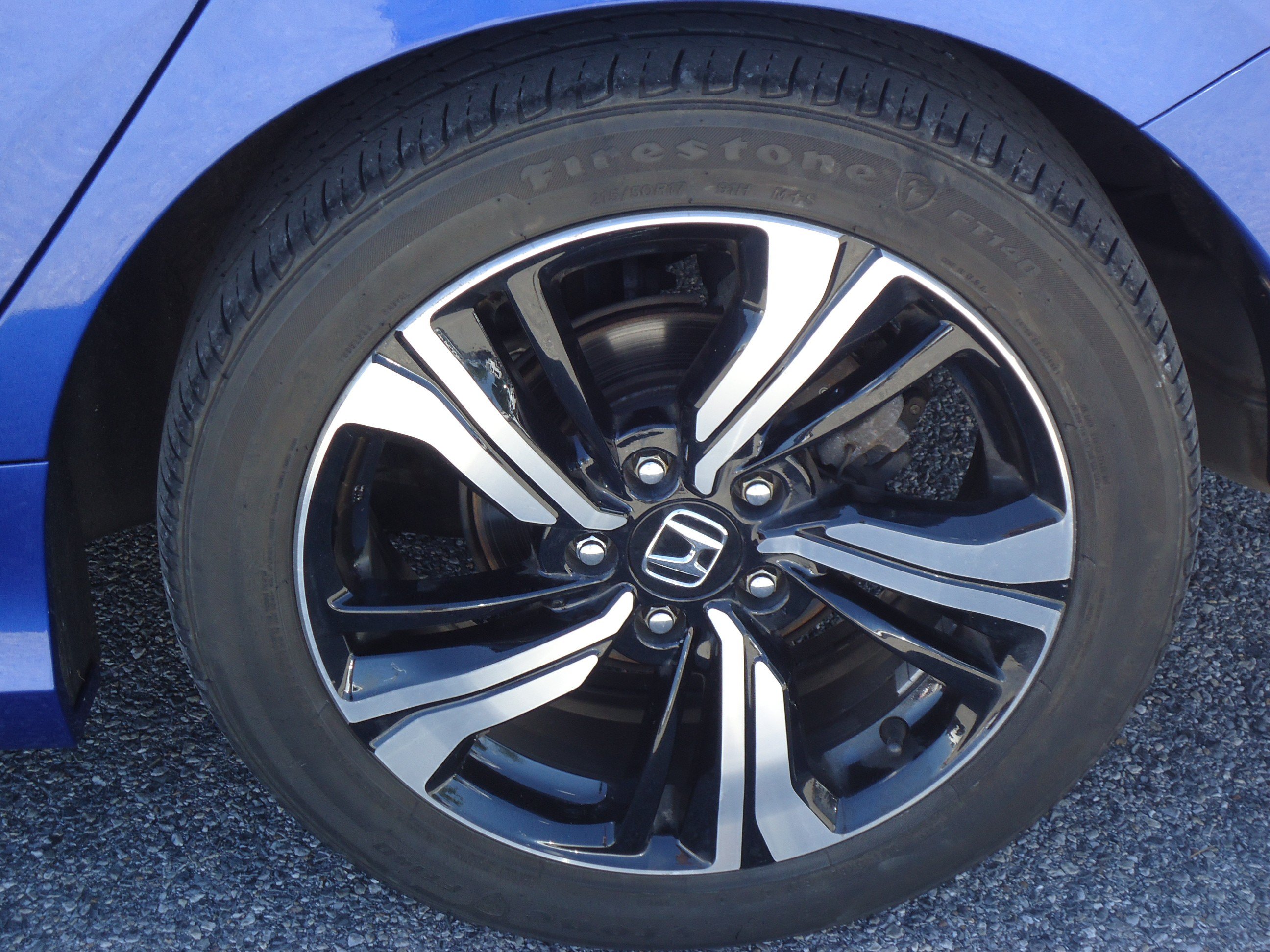 Used 2018 Honda Civic Touring image 9