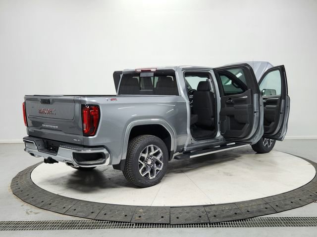 New 2026 GMC Sierra 1500 SLT image 15