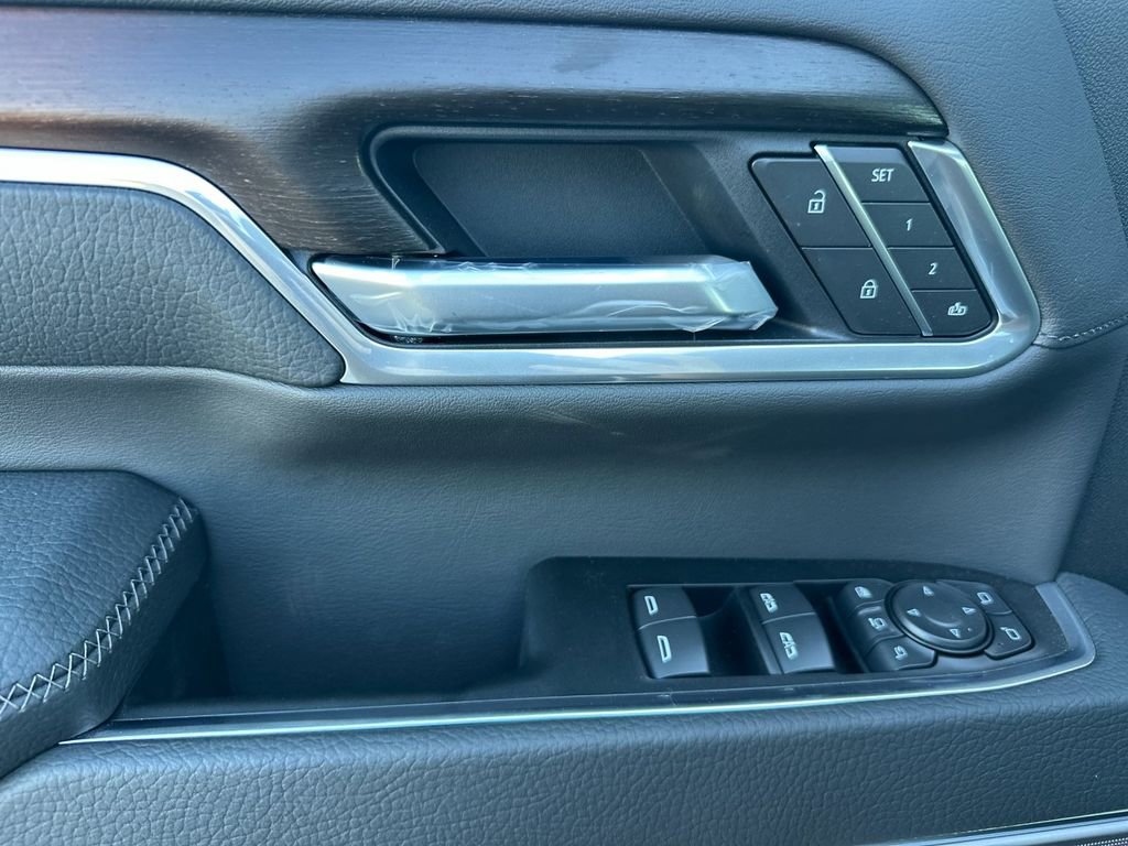 New 2026 GMC Sierra 2500 Denali w/ Denali Reserve Package image 10