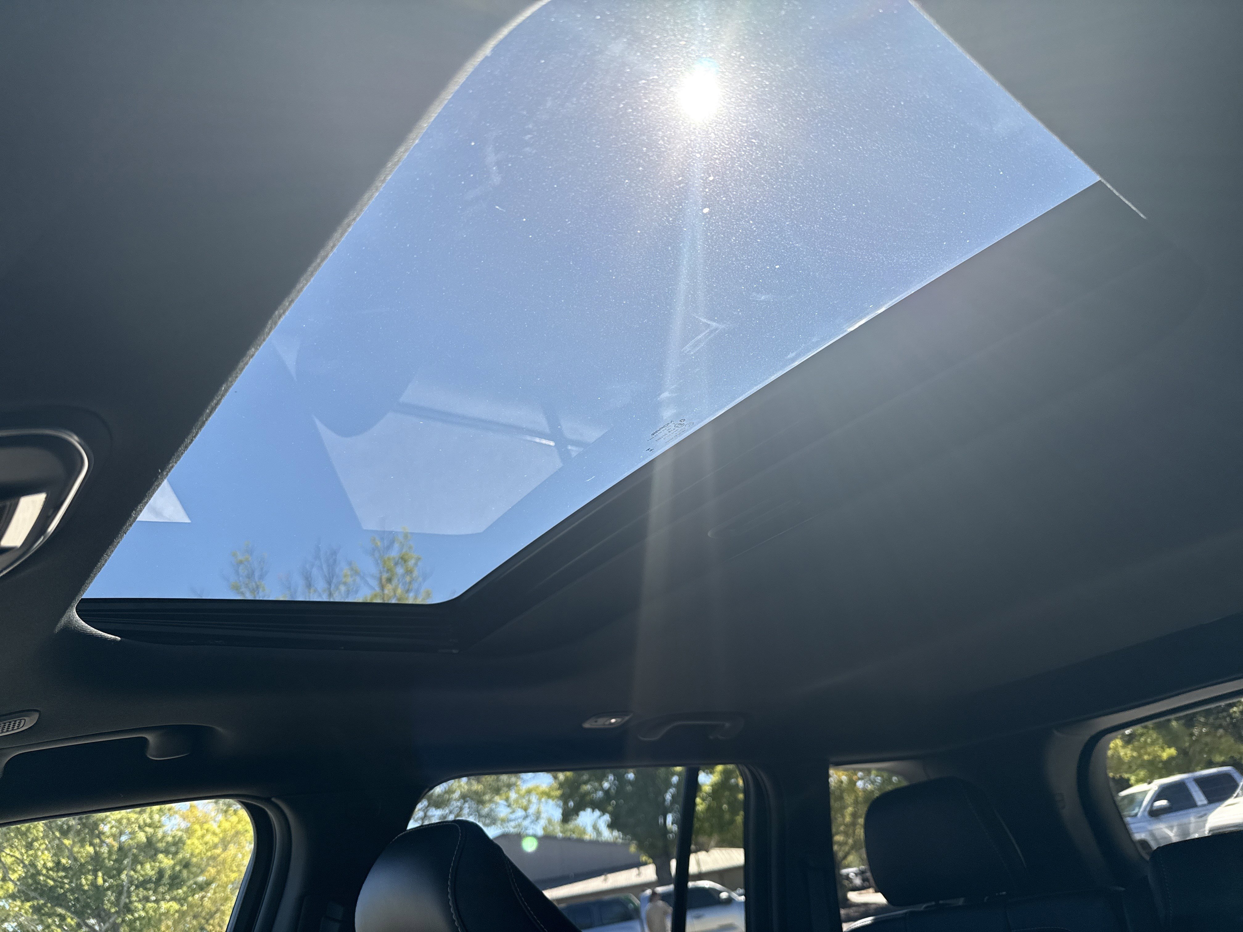 New 2025 Jeep Grand Cherokee Altitude image 30