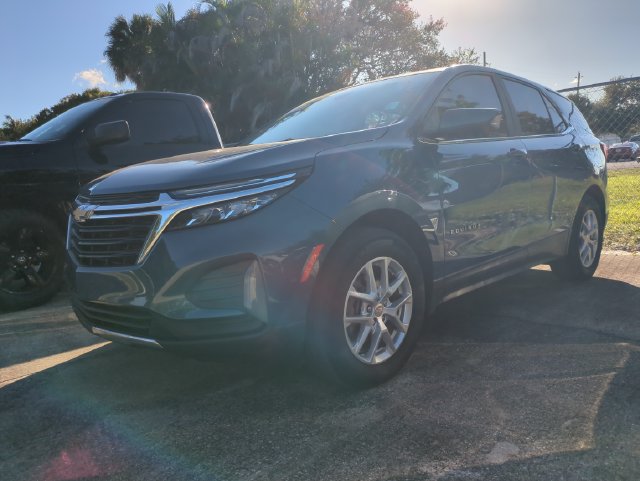 Used 2024 Chevrolet Equinox LT FWD image 3