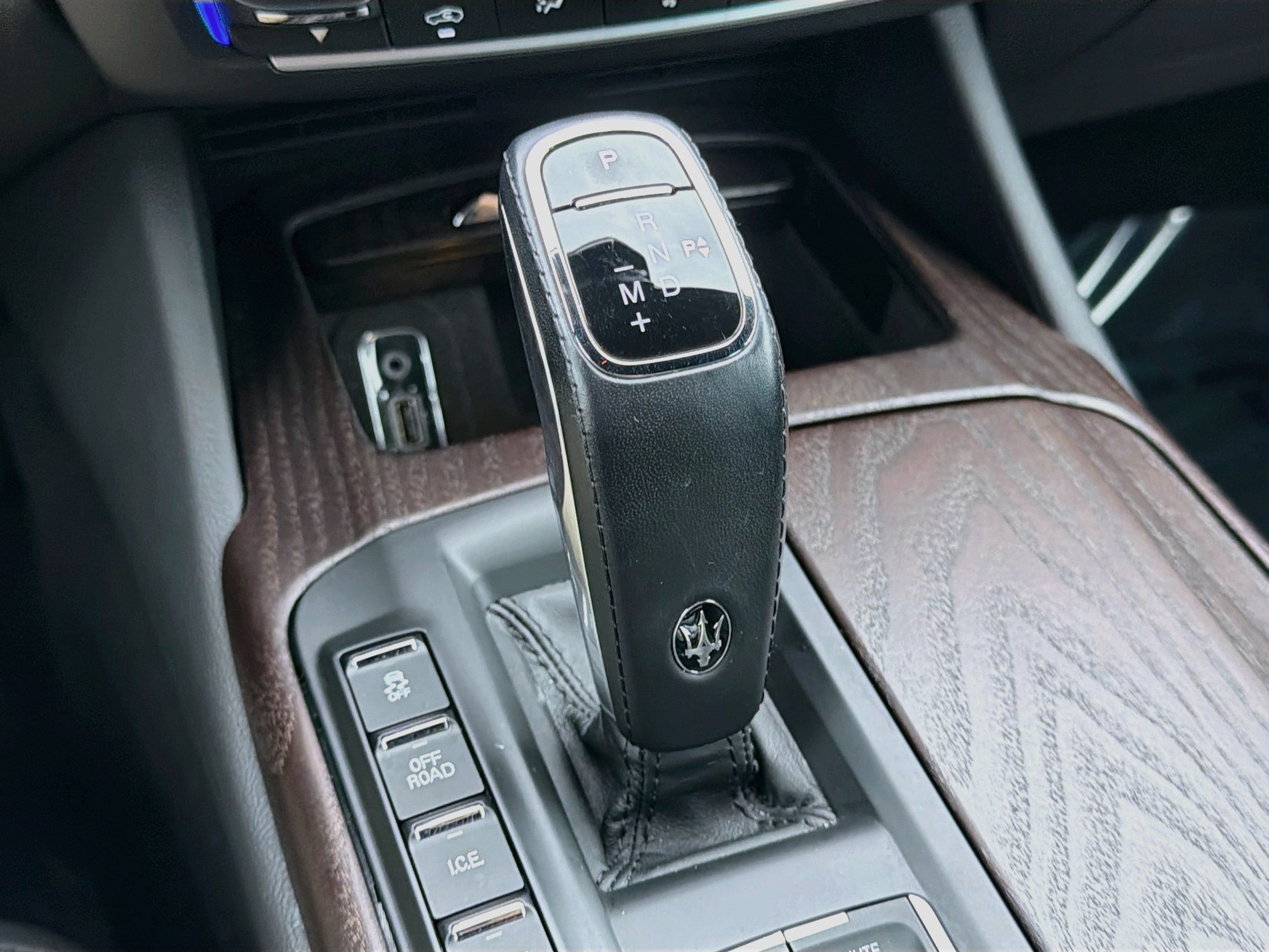 Used 2023 Maserati Levante Modena AWD/4WD image 28