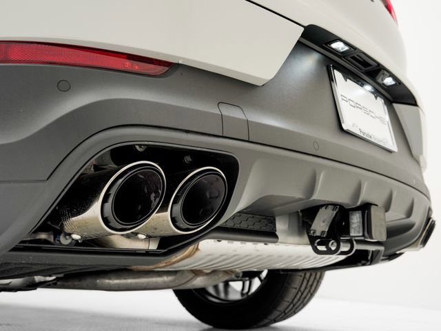 New 2026 Porsche Cayenne Coupe image 30