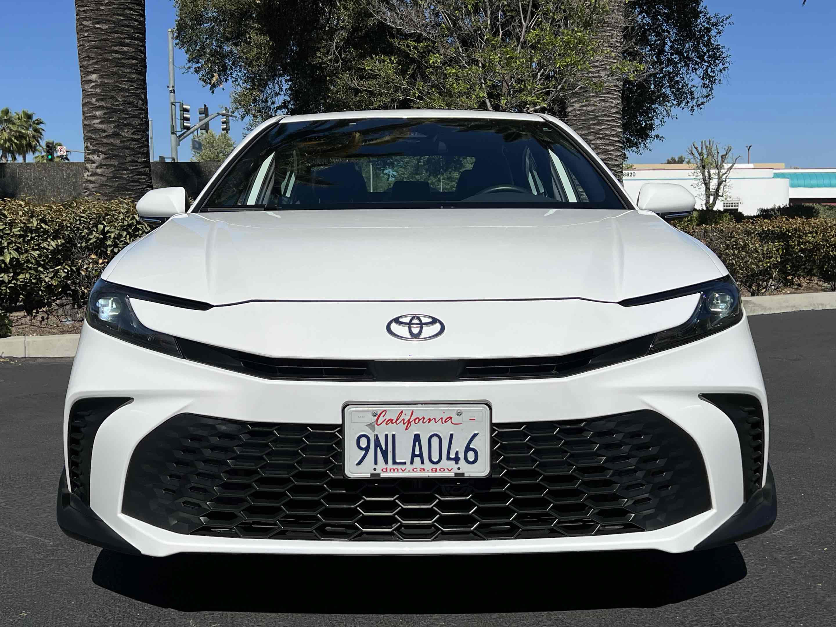 Used 2025 Toyota Camry SE image 47