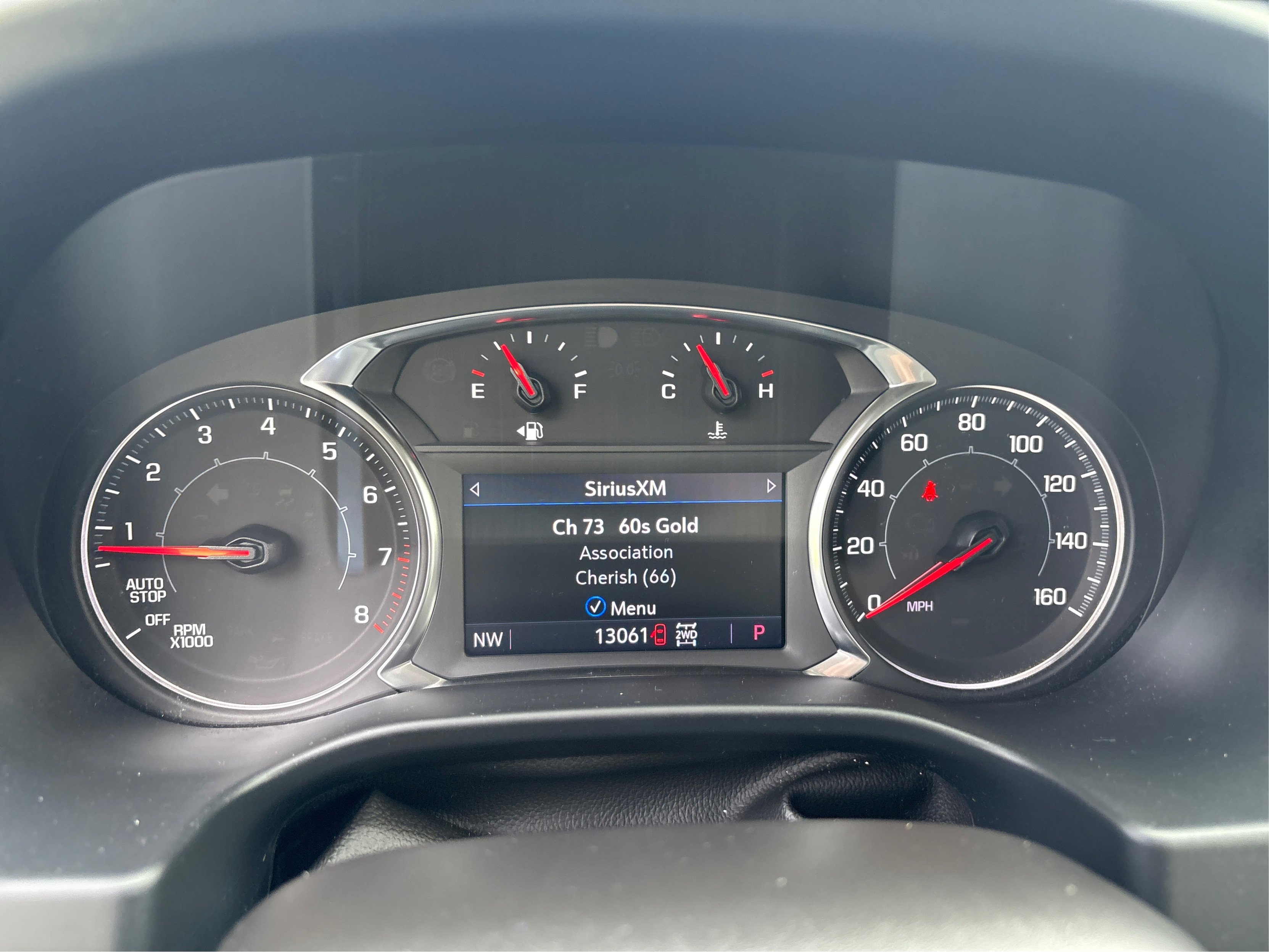 Used 2023 GMC Acadia SLT image 13