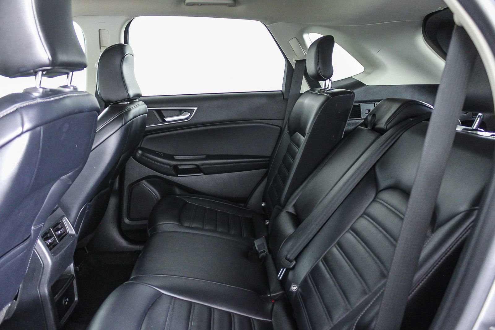Used 2022 Ford Edge SEL image 19