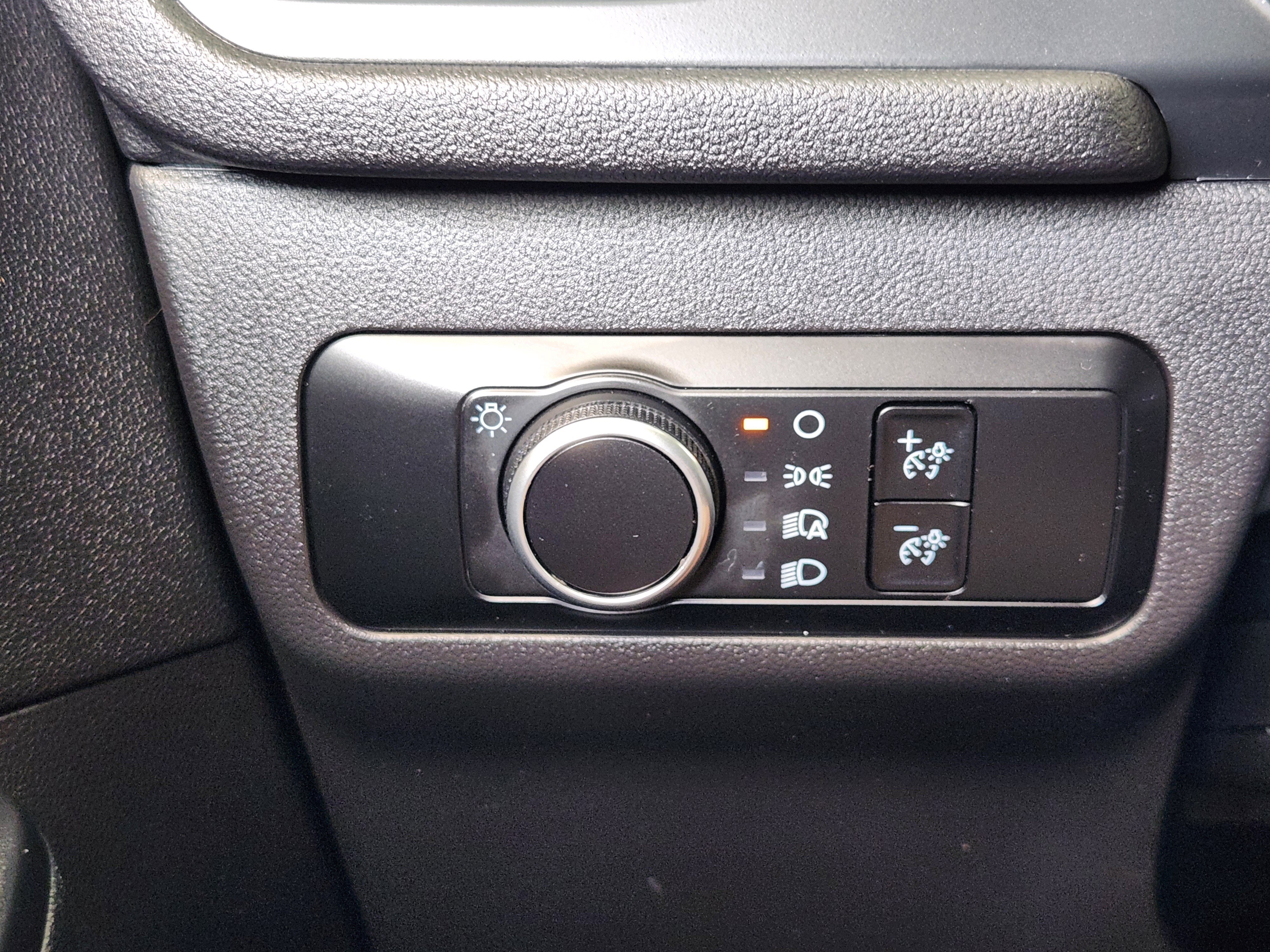 Used 2025 Ford Escape ST-Line FWD image 22
