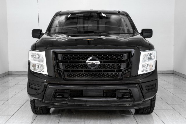 Used 2021 Nissan Titan SV w/ SV Convenience Package AWD/4WD image 3