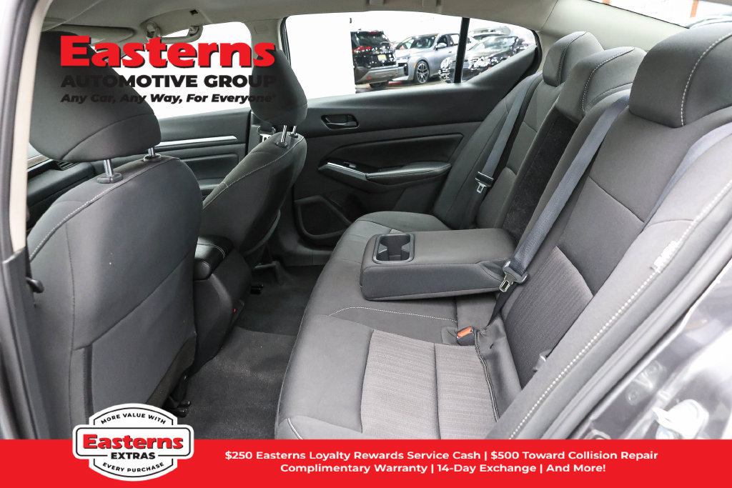 Used 2023 Nissan Altima 2.5 SV AWD/4WD image 22