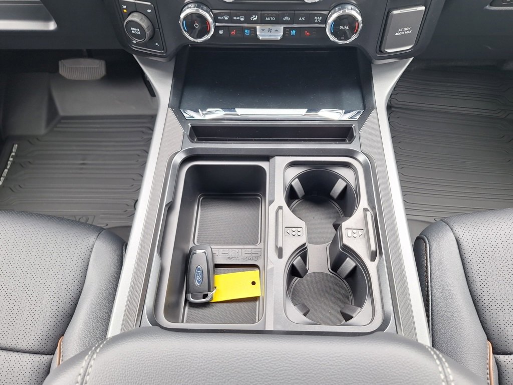 New 2026 Ford F350 Lariat w/ Lariat Premium Package image 14