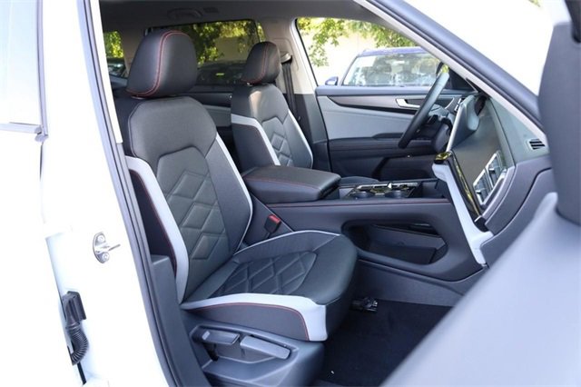 New 2026 Volkswagen Atlas Peak Edition image 30