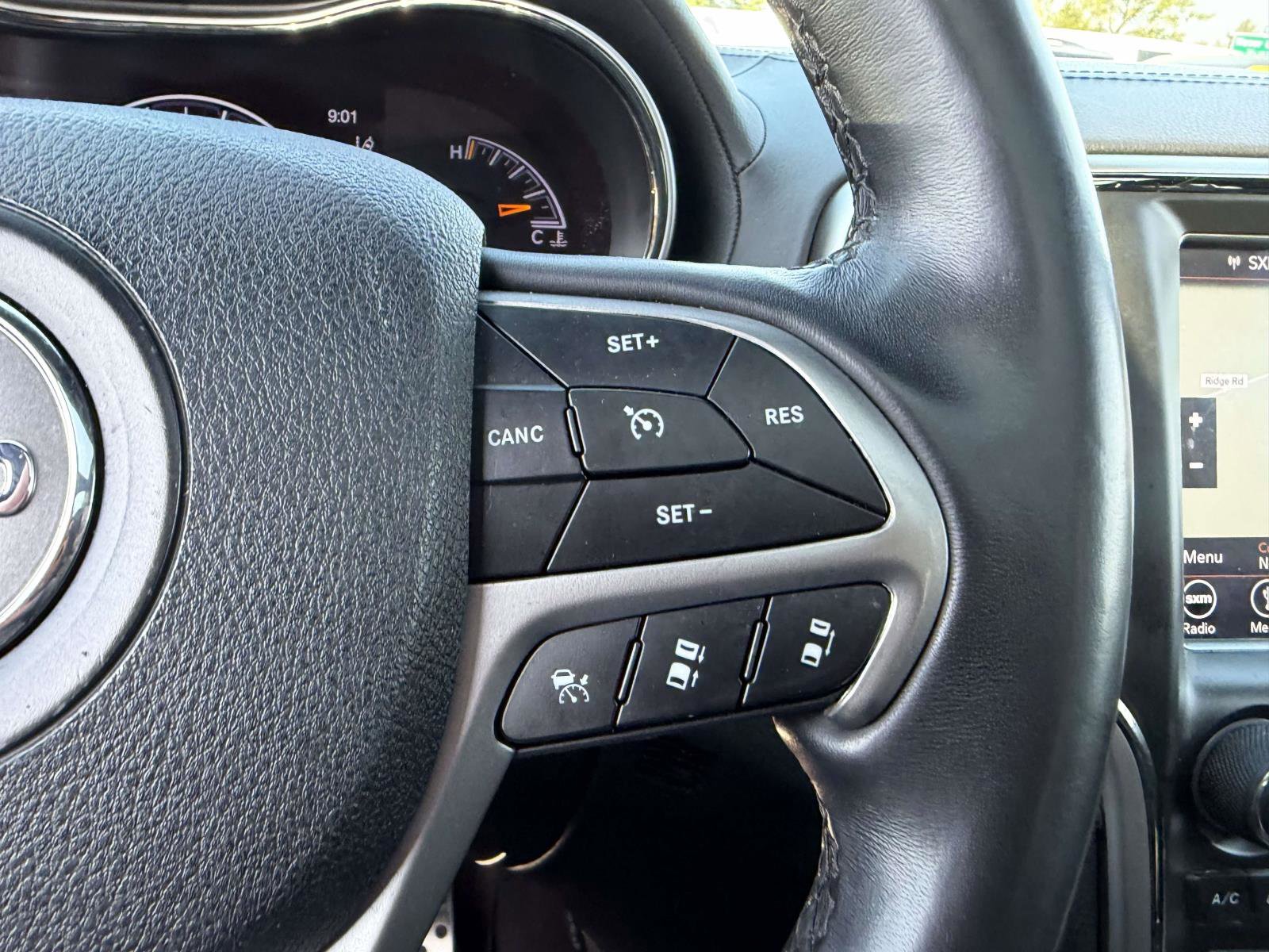 Used 2018 Jeep Grand Cherokee High Altitude AWD/4WD image 29
