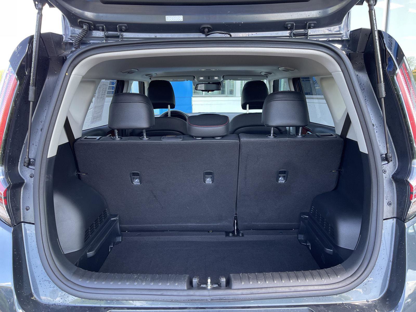 Used 2025 Kia Soul GT-Line FWD image 35