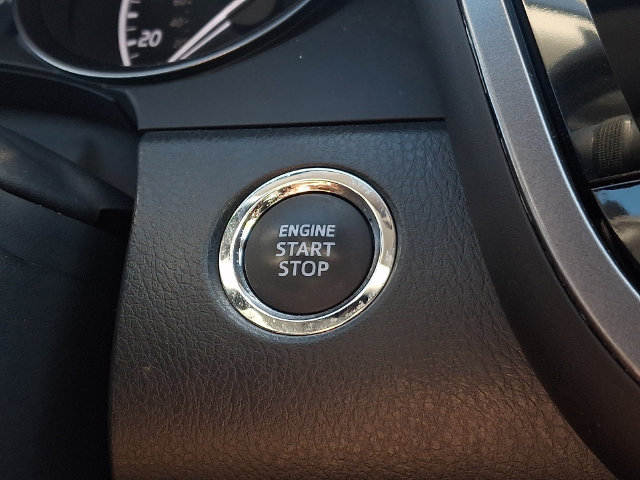 Used 2023 Toyota Camry SE w/ Cold Weather Package FWD image 33