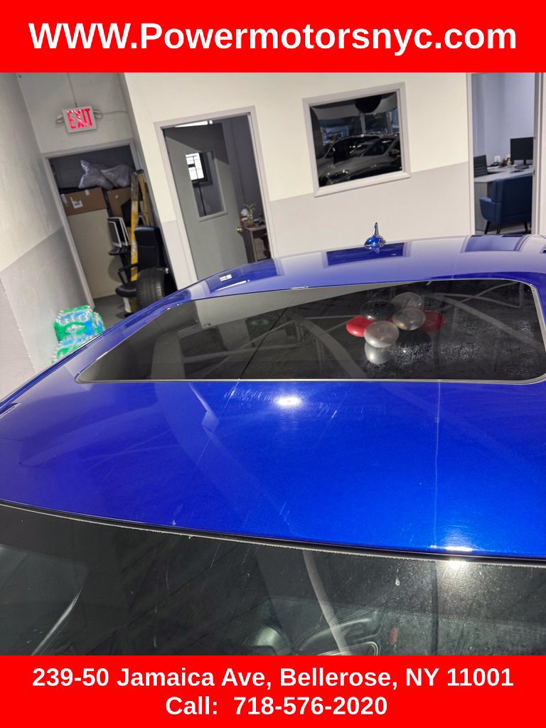 Used 2022 Dodge Challenger R/T w/ Shaker Package RWD image 13