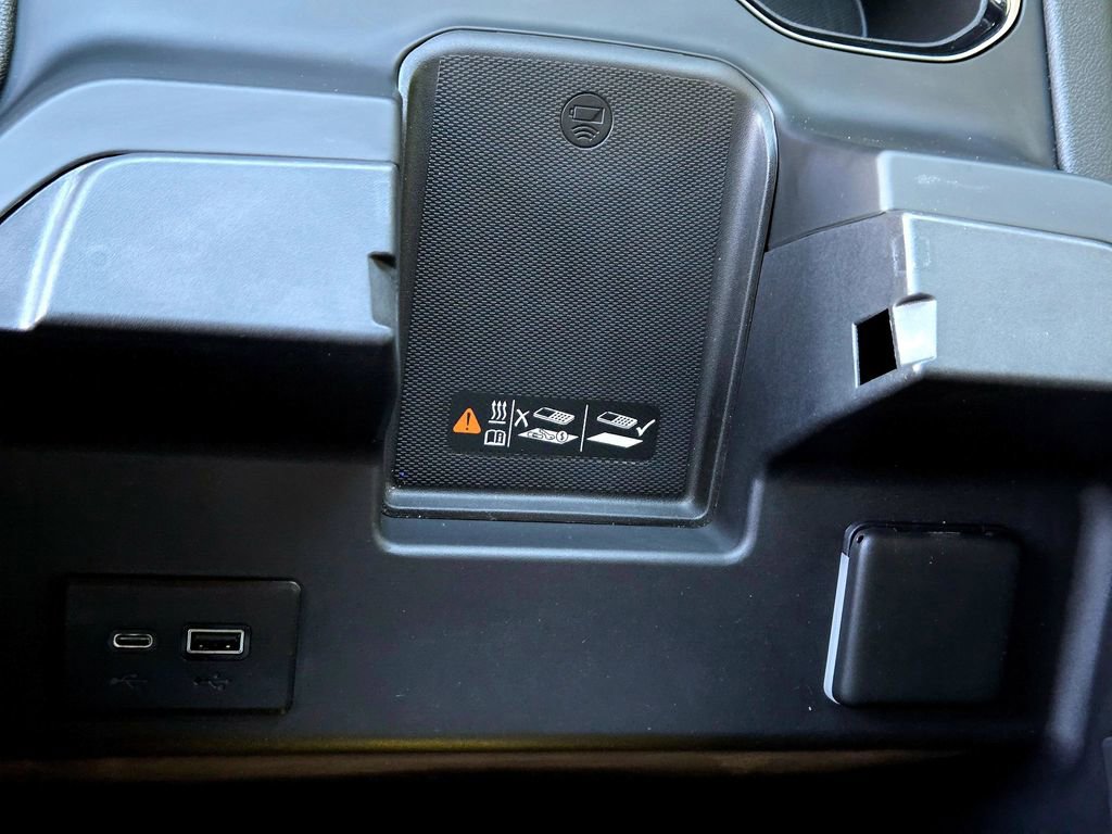 Used 2022 GMC Sierra 1500 AT4 w/ AT4 Premium Package image 22