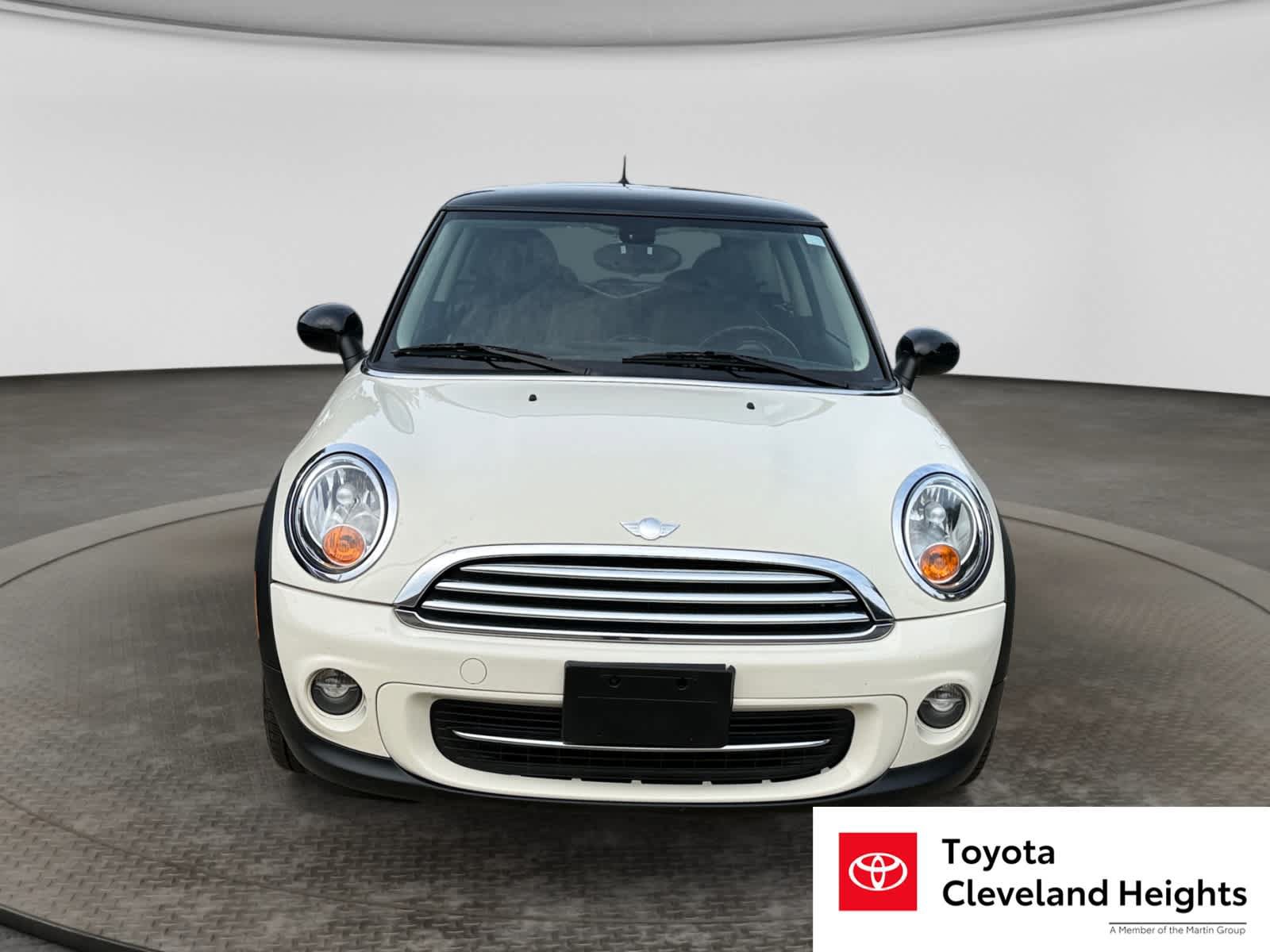 Used 2013 MINI Cooper Hardtop FWD image 2