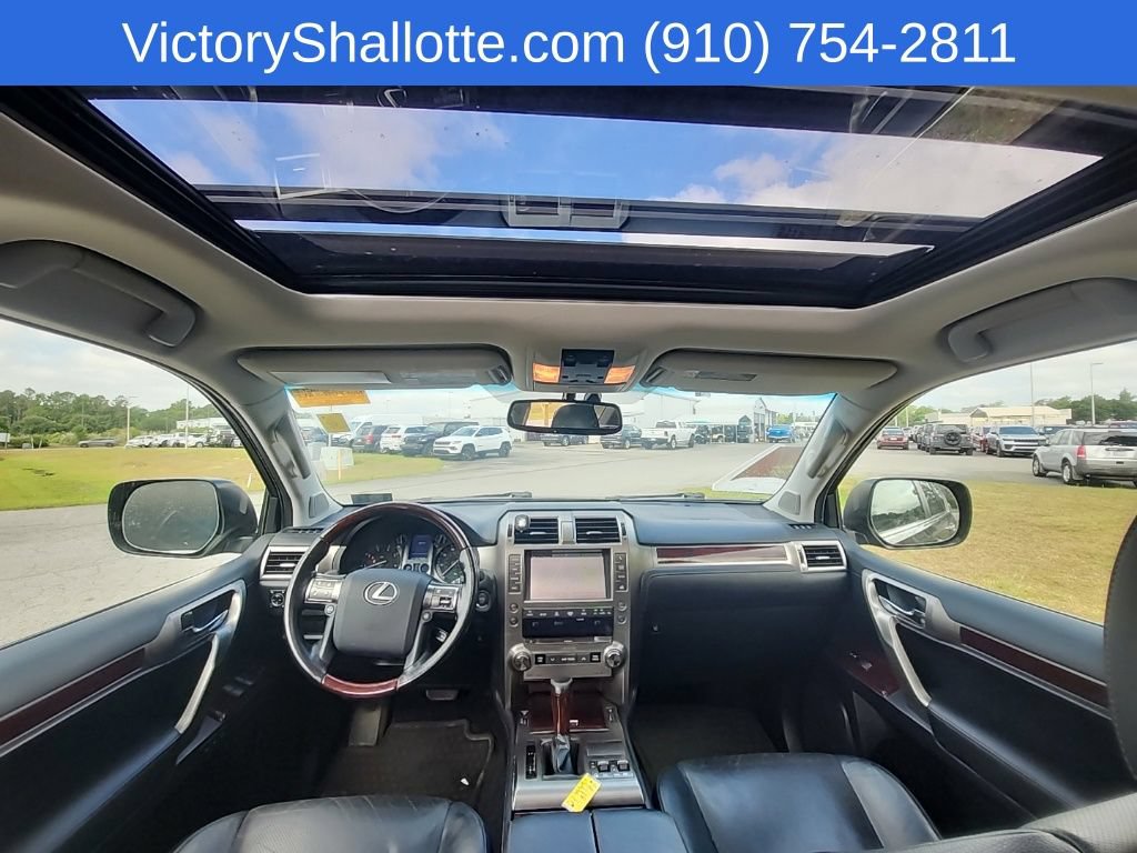 Used 2017 Lexus GX 460 Premium AWD/4WD image 5