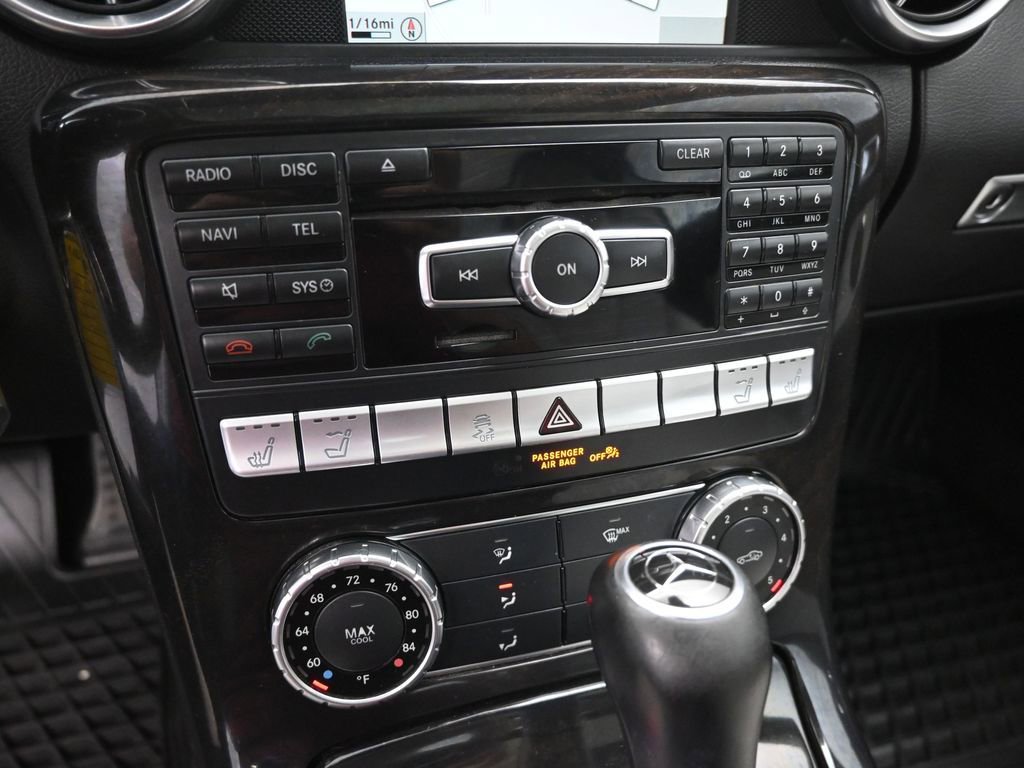 Used 2015 Mercedes-Benz SLK 250 image 14