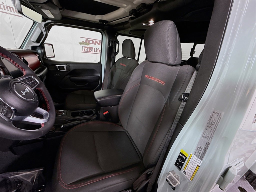 Used 2023 Jeep Gladiator Rubicon image 25