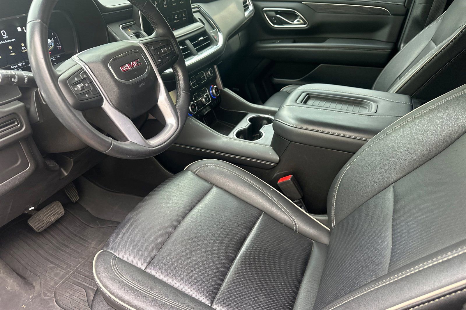 Used 2023 GMC Yukon SLT image 10